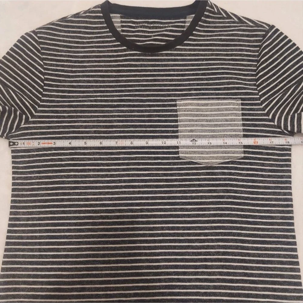 Banana Republic Slim Fit Tee Size Small Gray White